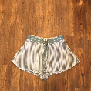 FREE PEOPLE flutter skort size 6